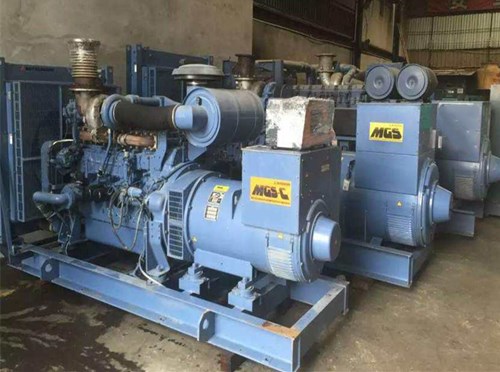 抚宁发电机组带负载降电压是什么原因照成的？